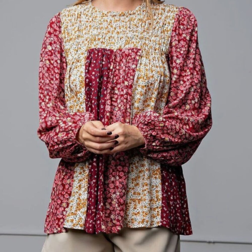 Easel Mix n Match Floral Smocked Blouse BLUE